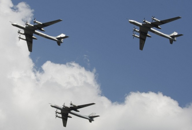 13 oanh tạc cơ Nga xuất hiện bất thường trên biển Baltic Oach tạc cơ Tu-95 của không quân Nga