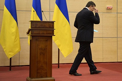 Quốc hội Ukraine tước chức danh Tổng thống của ông Viktor Yanukovych Ông Viktor Yanukovych