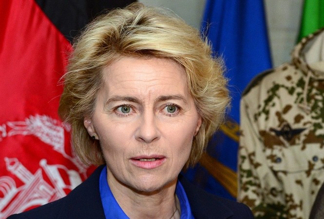 Cấp vũ khí cho Kiev có thể là cớ để Nga xâm lược Ukraine Bộ trưởng Quốc phòng Đức Ursula von der Lyayen