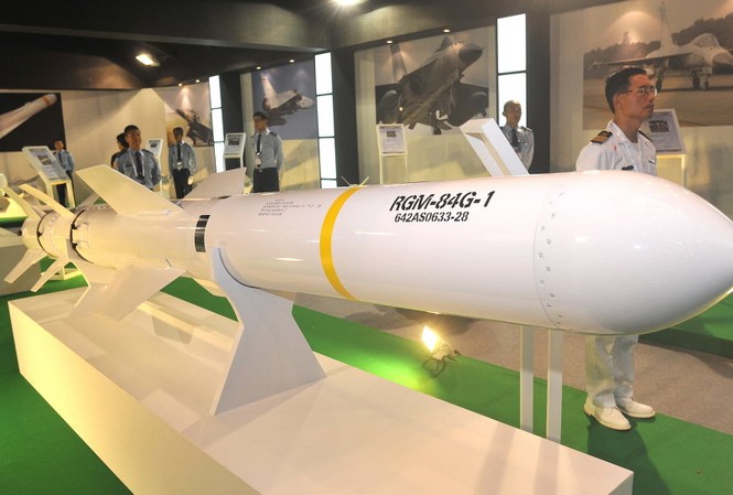 Cường kích Ấn Độ thử nghiệm ‘sát thủ diệt hạm’ Harpoon Cường kích Ấn Độ thử nghiệm ‘sát thủ diệt hạm’ Harpoon