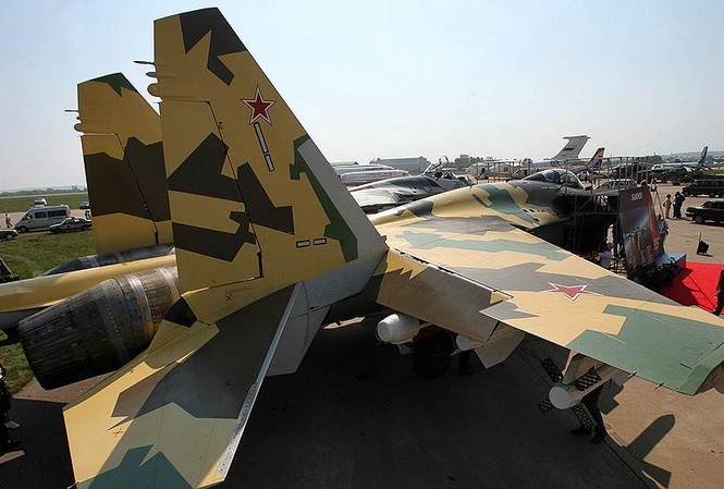 Trung Quốc mua 24 chiến đấu cơ Su-35 của Nga Trung Quốc trở thành quốc gia nước ngoài đầu tiên mua Su-35 của Nga. Ảnh: Kommersant
