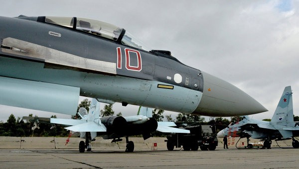 Sau vụ Su-24 bị bắn hạ, Nga đưa thêm tiêm kích tới Syria Sau sự cố đối với Su-24, Nga quyết định tăng cường không quân ở Syria. Ảnh: RIA Novosti