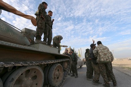 Phiến quân IS tấn công người Kurd từ hướng Thổ Nhĩ Kỳ? Ảnh: Reuters
