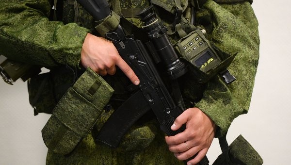 Nga tiếp tục thử nghiệm súng trường tấn công AK-12 Ảnh: RIA Novosti