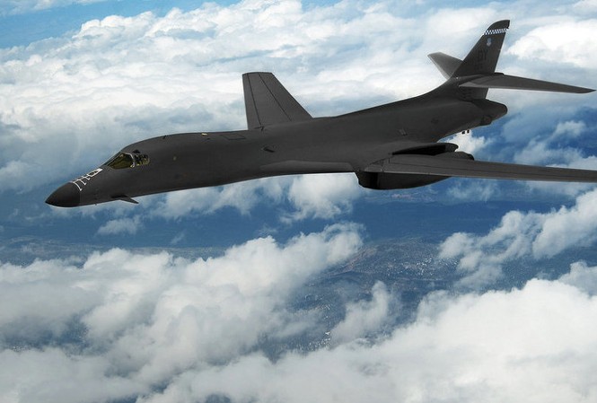 Oanh tạc cơ B-1B có thể kiềm chế được Trung Quốc? Oanh tạc cơ B-1B có thể kiềm chế được Trung Quốc? Ảnh: US Navy
