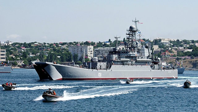 Nga giải thích việc tăng các nhóm quân sự tại Crimea Nga tăng quân tại bán đảo Crimea. Ảnh: RIA Novosti