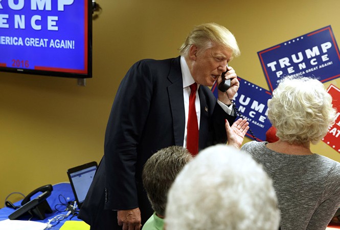 Đằng sau cuộc điện đàm giữa ông Putin và Donald Trump Ảnh: AP