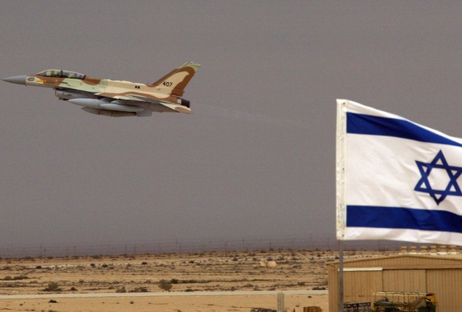 Israel tiếp tục không kích Syria Chiến đấu cơ F-16 của không quân Israel. Ảnh: AP