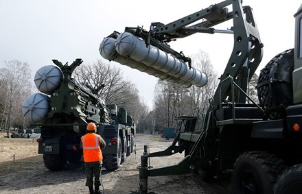 THẾ GIỚI 24H: Nga sẽ bán 'rồng lửa' S-400 cho Thổ Nhĩ Kỳ Hệ thống phòng không S-400