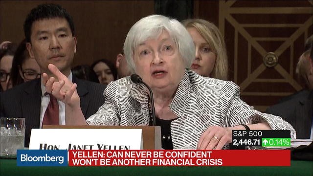 Fed: Qúa khó để đưa lạm phát cơ bản giảm xuống 2%. Ảnh: Reuters