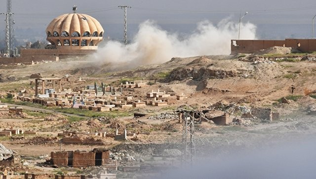 Quân đội Syria rầm rập tiến về ‘thủ đô’ của IS Ảnh: RIA Novosti