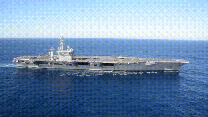 Uy lực tàu sân bay USS Ronald Reagan áp sát bán đảo Triều Tiên Uy lực tàu sân bay USS Ronald Reagan áp sát bán đảo Triều Tiên