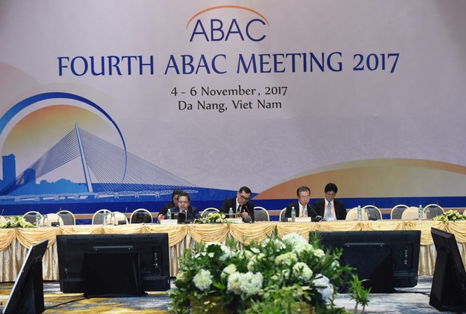 Bắt đầu hội nghị đầu tiên trong Tuần lễ Cấp cao APEC 2017 Ảnh: Tường Đăng