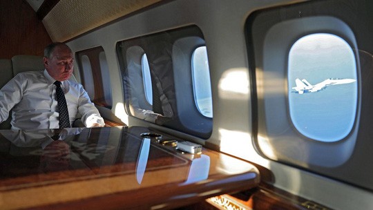 Không quân Nga bảo vệ chuyên cơ Tổng thống Putin như thế nào? Ảnh: Sputnik