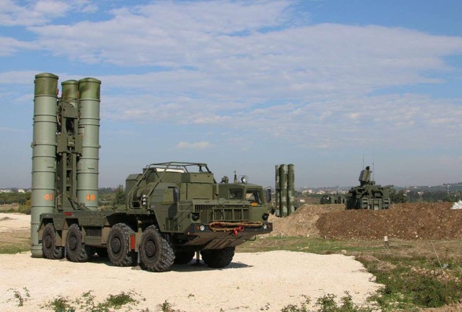 Tiết lộ ‘sốc’ việc S-300 Nga nhiều lần đưa máy bay Mỹ vào tầm ngắm Ảnh: RT