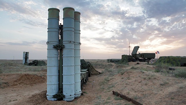 Nga huy động 'rồng lửa' S-400 Triumph, Pantsir-S1 tập trận ở Crimea Ảnh: RIA Novosti