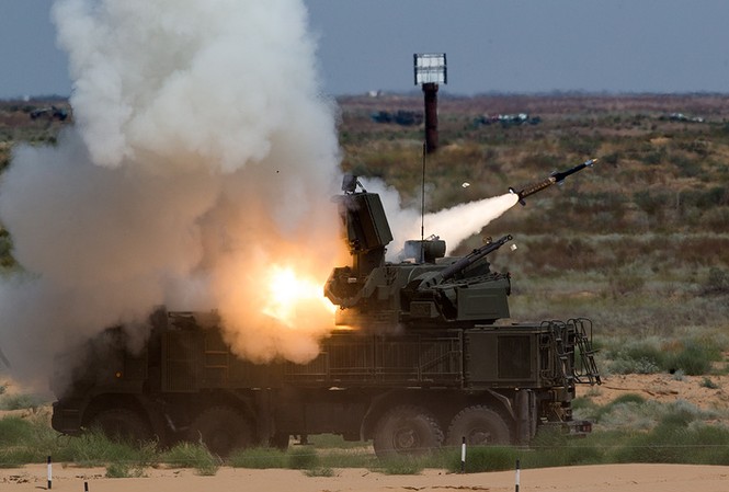 Nga tăng cường 'mãnh thú' Pantsir-S1 bảo vệ Crimea Nga tăng cường 'mãnh thú' Pantsir-S1 bảo vệ Crimea