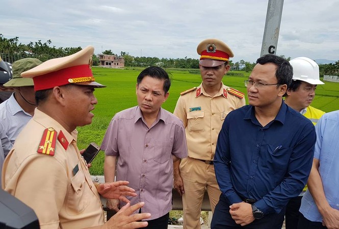 Xác định nguyên nhân ban đầu vụ tai nạn khiến 13 người tử vong Ảnh: Hoài Văn