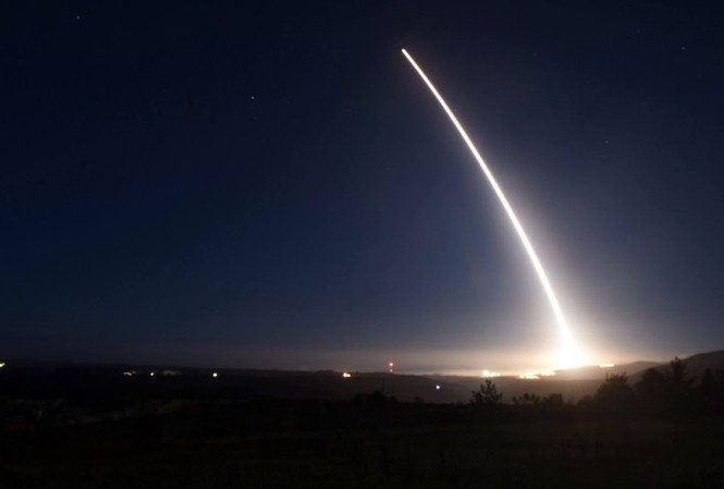 Lý do bí ẩn khiến Mỹ ngừng cuộc phóng tên lửa đạn đạo Minuteman III Ảnh: AP
