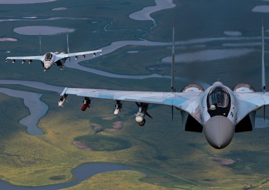 Báo Mỹ cảnh báo nguy cơ khi đối đầu tiêm kích Su-35 của Nga Ảnh: RT