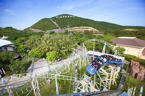 DN du lịch xây dựng thương hiệu nâng cao sức cạnh tranh Vinpearl Land có nhiều công trình hiện đại, đặc sắc, sánh ngang với nhiều công viên giải trí hàng đầu của các nước trong khu vực và trên thế giới.