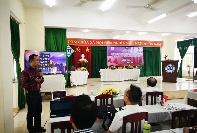 Libol Digital tiếp tục đồng hành cùng ngành Thư viện Việt Nam Ông Phạm Thúc Trương Lương – giới thiệu về giải pháp thư viện số Libol Digital và Bookworm tại Hội thảo