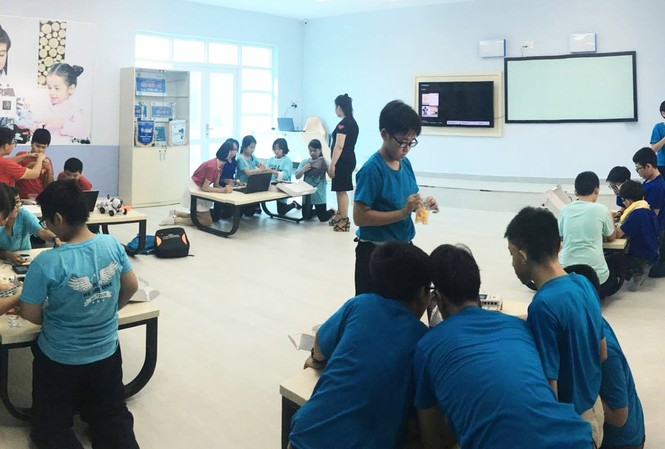 Trường THCS Nguyễn Văn Tố khánh thành Vesa Robotics Club Trường THCS Nguyễn Văn Tố khánh thành Vesa Robotics Club