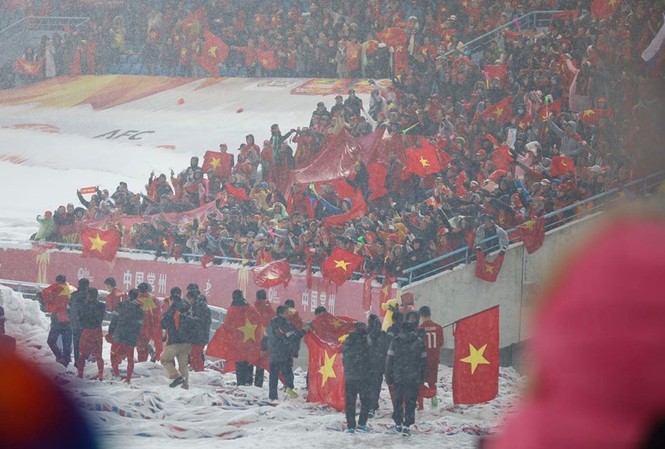'U23 Việt Nam đã nỗ lực hết sức, tại sao phải cúi đầu' Ảnh: Hồng Vĩnh