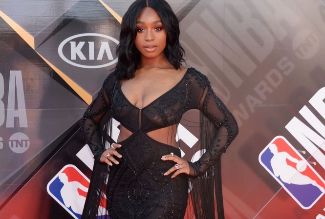 Mỹ nữ da màu Normani Kordei đẹp sexy đầy cuốn hút Mỹ nữ da màu Normani Kordei đẹp sexy đầy cuốn hút