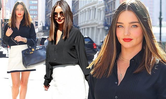 Miranda Kerr tái xuất xinh như thiên thần sau 5 tháng sinh con Miranda Kerr tái xuất xinh như thiên thần sau 5 tháng sinh con