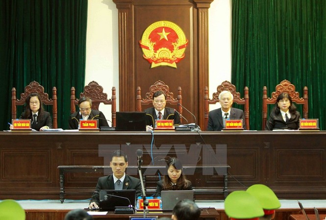 PVN xin giảm án cho ông Đinh La Thăng và các cựu cán bộ Hội đồng xét xử vụ án ông Đinh La Thăng và đồng phạm. Ảnh: TTXVN.