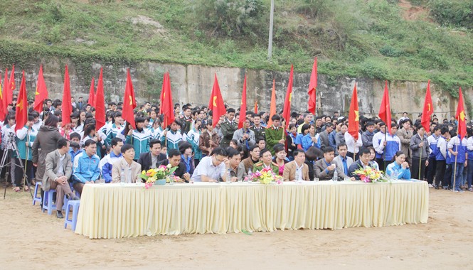 Ra quân Ngày hội Thanh niên tình nguyện tại Hà Giang Toàn cảnh lễ ra quân. Ảnh: Duy Ngợi.