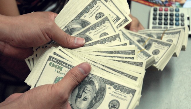 1 tỷ USD và nước cờ chủ động đảo nợ Ảnh: Hồng Vĩnh.