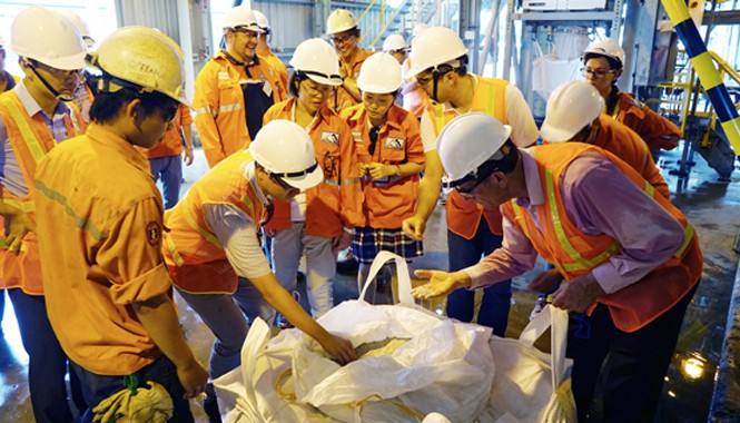 Mỏ Núi Pháo Việt Nam hấp dẫn nhà khai thác nước ngoài Mỏ Núi Pháo của Massan Resources tại Thái Nguyên.