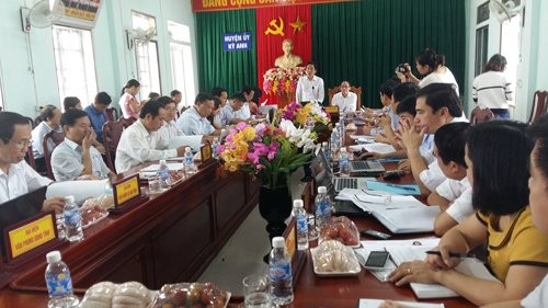 Tiếp vụ 214 giáo viên bị mất việc: Bộ Nội vụ làm việc với Hà Tĩnh Tiếp vụ 214 giáo viên bị mất việc: Bộ Nội vụ làm việc với Hà Tĩnh