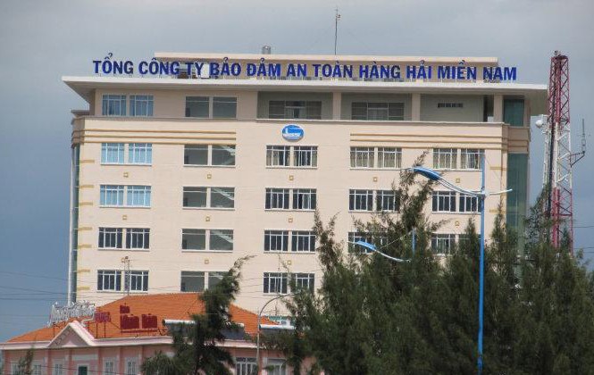 15 người có quan hệ gia đình với tổng giám đốc 15 người có quan hệ gia đình với tổng giám đốc