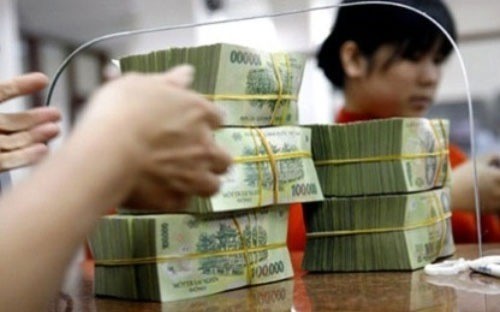 Lương sếp ngân hàng cao nhất 200 triệu đồng/tháng Lương sếp ngân hàng cao nhất 200 triệu đồng/tháng