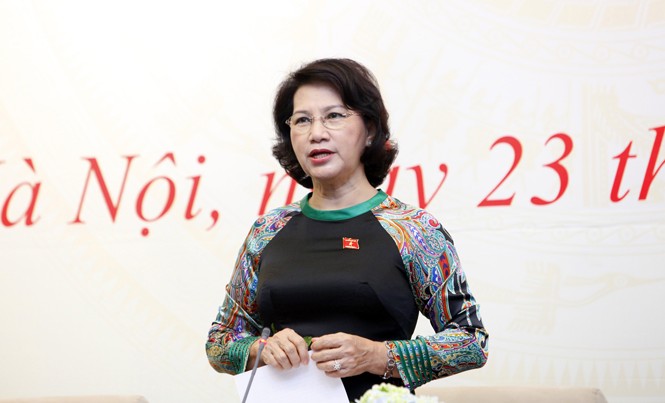 Giao Ủy ban KH-CN-MT giám sát vụ Formosa Chủ tịch Quốc hội Nguyễn Thị Kim Ngân trao đổi với các cơ quan thông tấn, báo chí.