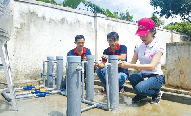 Thí sinh miền Bắc thi Nhân ái thế nào? Phùng Bảo Ngọc Vân (Hà Nội) “Đưa nước sạch về buôn làng” ở Đắk Lắk.