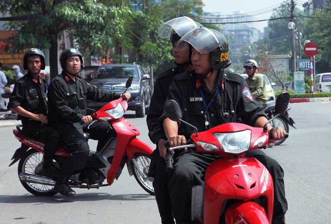Từ 2/9: Ban ngày, CSCĐ không được dừng xe vi phạm mũ bảo hiểm Từ 2/9: Ban ngày, CSCĐ không được dừng xe vi phạm mũ bảo hiểm