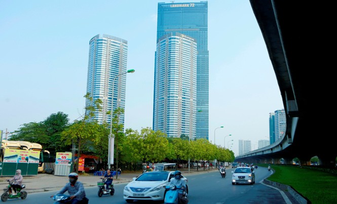 Chung cư sắp phải xây bãi đỗ trực thăng? Toà nhà Keangnam Hà Nội có bãi đáp trực thăng áp dụng quy chuẩn nước ngoài. Ảnh: Như Ý.