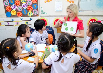Dạy ngoại ngữ nào là tùy thuộc nhu cầu Dạy ngoại ngữ nào là tùy thuộc nhu cầu