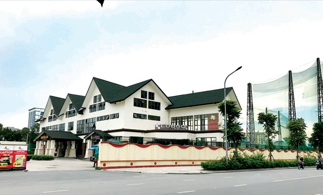 Những công trình “lạ” trong sân bay Bạch Mai Những công trình “lạ” trong sân bay Bạch Mai