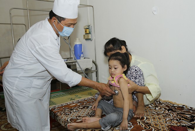 Hà Tĩnh: Người dân tự thanh toán chi phí KCB là không trái luật Người dân Hà Tĩnh tự thanh toán chi phí KCB với cơ sở y tế tại Nghệ An và mang hóa đơn chứng từ về thanh toán trực tiếp tại cơ quan BHXH thuộc tỉnh Hà Tĩnh là không trái luật.