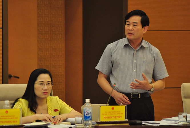 Vẫn loay hoay kiểm soát tài sản, thu nhập Viện trưởng Viện Nghiên cứu Lập pháp Nguyễn Đình Quyền phát biểu.