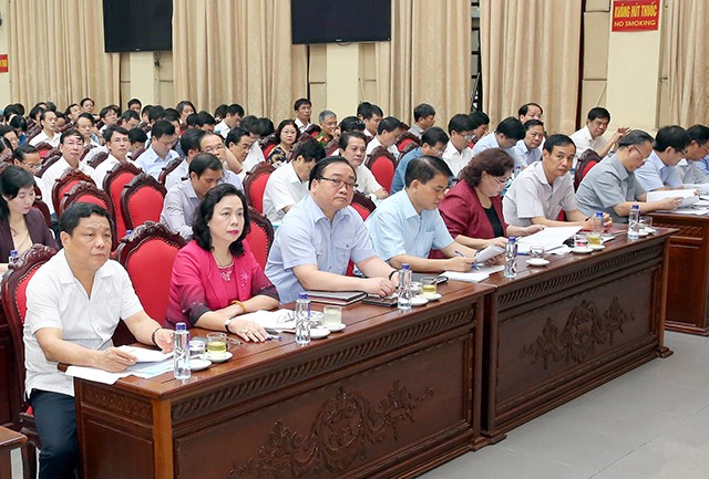 Bỏ phiếu quy hoạch cán bộ chủ chốt Hà Nội Các đại biểu tham dự Hội nghị