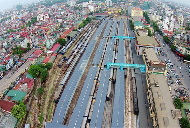Đề xuất xây cao ốc ở ga Hà Nội: Đưa đáp số trước đề bài? KTS. Nguyễn Việt Huy cho rằng Hà Nội đang làm ngược quy trình với ga Hà Nội. Ảnh: Mạnh Thắng.