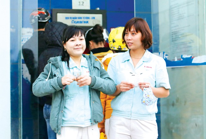 Bất cập chính sách tiền lương: Lương tối thiểu không đủ sống tối thiểu Bất cập chính sách tiền lương: Lương tối thiểu không đủ sống tối thiểu