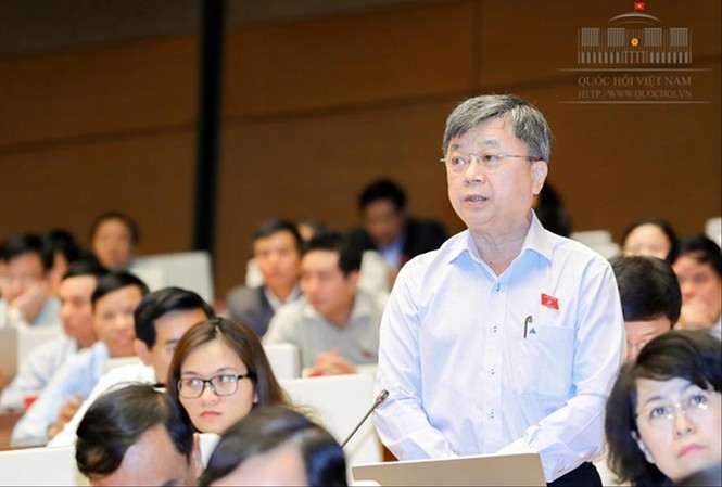 Chống tham nhũng phải quyết liệt hơn ĐBQH Trương Trọng Nghĩa.