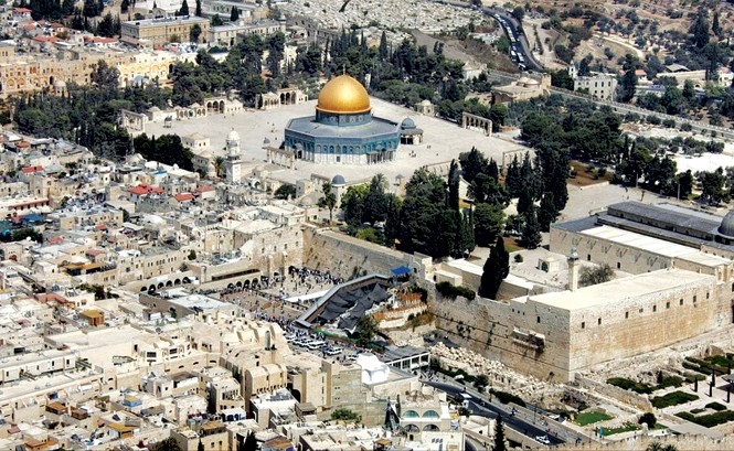 Ông Trump đang quăng mồi lửa vào Trung Đông Một góc Jerusalem. Ảnh: Getty Images.
